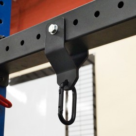 Titan Shackle